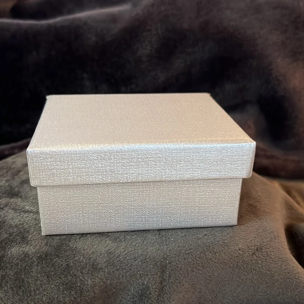 NWT BLUE TOPAZ , LABRADORITE 925 STERLING SILVER DROP FLOWER EARRINGS 2.2” - Picture 9 of 9